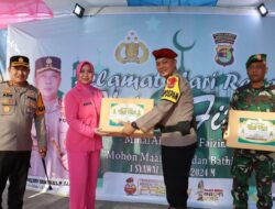 Ketua Bhayangkari Cabang Mesuji Kunjungi Petugas Piket Pos Pelayanan Mudik Lebaran Bagikan Ini