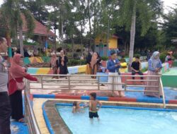 Polres Mesuji Beri Rasa Aman Pengunjung Taman Kehati Dimasa Libur Lebaran