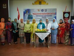 Pj Ketua PKK Tubaba Peringati HKG PKK ke 52 dan Hari Kartini ke 145