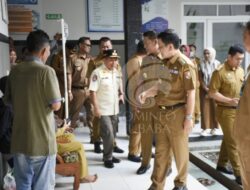 Pastikan Pelayanan Kesehatan, Pj. Bupati Tubaba Tinjau Puskesmas