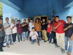 Plh KPUD Feri yanto silaturahmi ke PWI Tuba