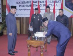 Pj Bupati Tuba Drs Qudrotul Ikhwan Lantik 4 Penjabat dilingkup Pemkab Tuba
