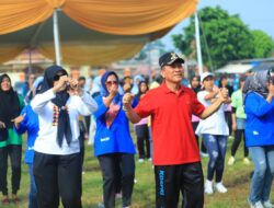 Masyarakat kampung sungai Nibung senam bersama Pj Bupati Tuba