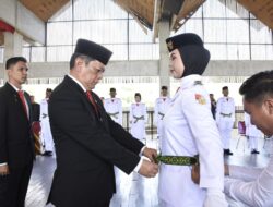 M. Firsada Kukuhkan 32 Anggota Paskibraka Tubaba Tahun 2024