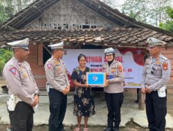 Sambut HUT Lalu Lintas Bhayangkara Ke-69, Polres Tulang Bawang Gelar Baksos di Dua Lokasi Berbeda