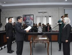 Bayana Dilantik Jadi Pj Sekda, M. Firsada Harap Dapat Laksanakan Tugas Fungsinya Secara Optimal