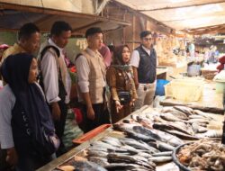 Jelang Nataru, Satgas Pangan Polres Tulang Bawang Gelar Operasi Pasar Cek Ketersediaan Bapokting