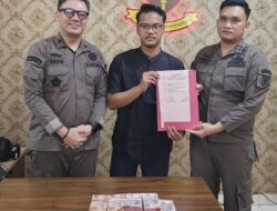 Keluarga Terdakwa PKBM Raden Intan Serahkan Uang Kerugian Negara 150 Juta Kepada Tim JPU