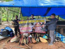 Gerebek Arena Sabung Ayam Polisi Amankan Puluhan Sepeda Motor dan Ayam Aduan