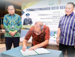 Pj Bupati Tulang Bawang Mendandatangani Kesepakatan Bersama Kejari Tuba