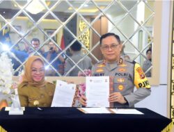 Bupati Mesuji Hj. Elfianah Tandatangani Naskah Perjanjian Hibah Daerah dengan Polda Lampung