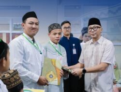 Gubernur Lampung Rahmat Mirzani Djausal Hadiri Safari Ramadhan Di Masjid Al Mubalighin