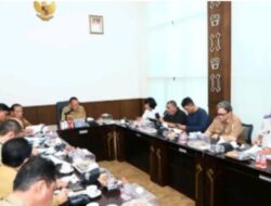 Bupati Tuba Qudrotul Ikhwan Pimpin Rakor Percepatan Pengembangan Kawasan Industri Ekonomi Biru