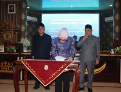 Bupati Way Kanan Ayu Asalasiyah Hadiri Rapat Paripurna Pengesahan KUA Dan PPAS TA 2027
